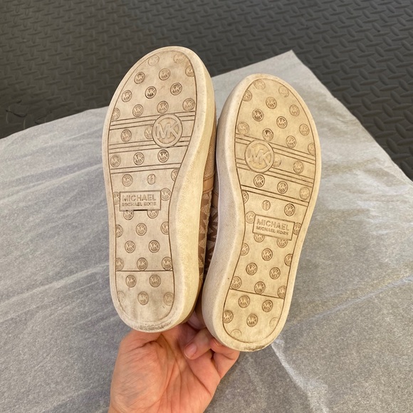 MK shoes - Picture 8 of 16